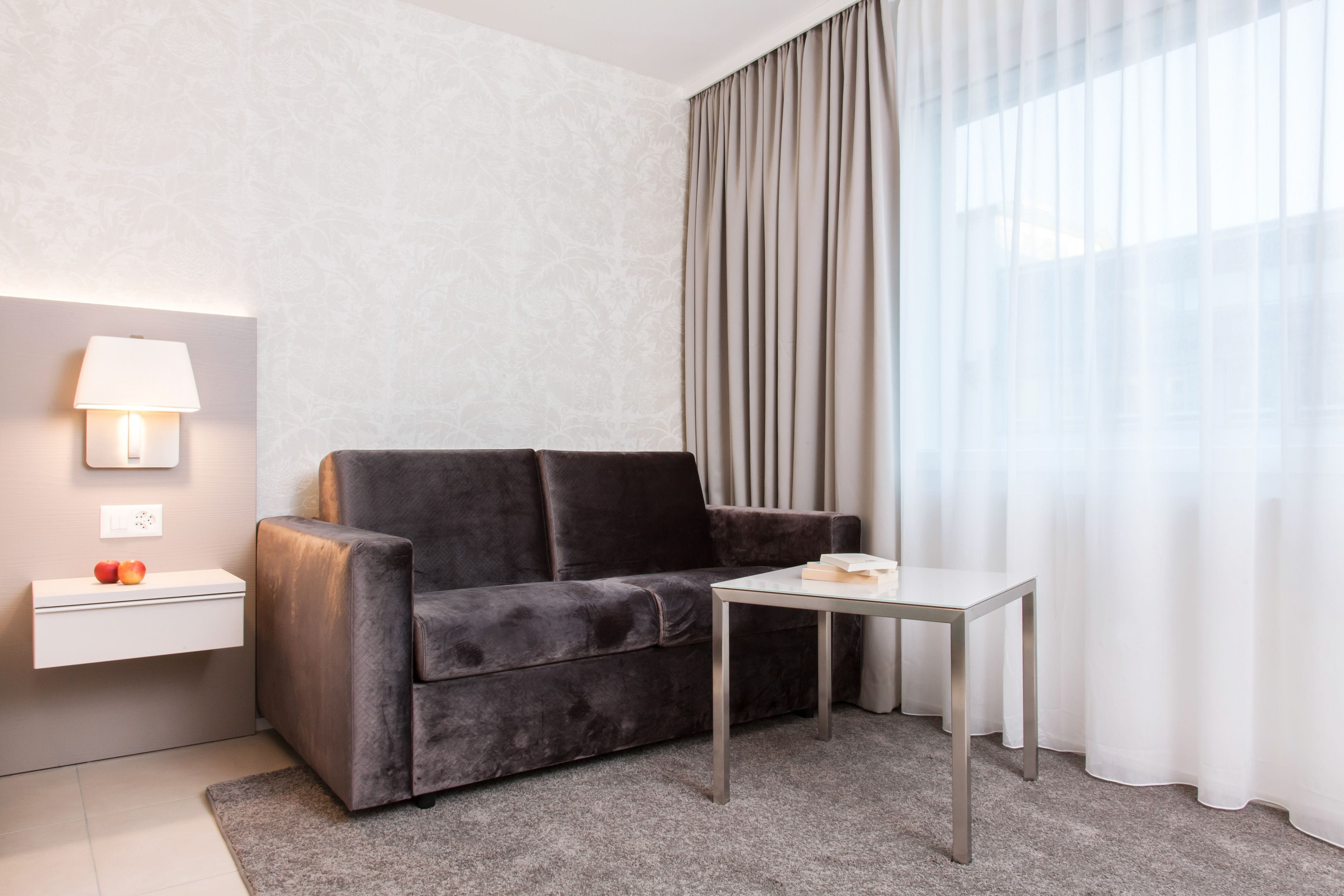 studio_apartment_living_citystay_zuerich