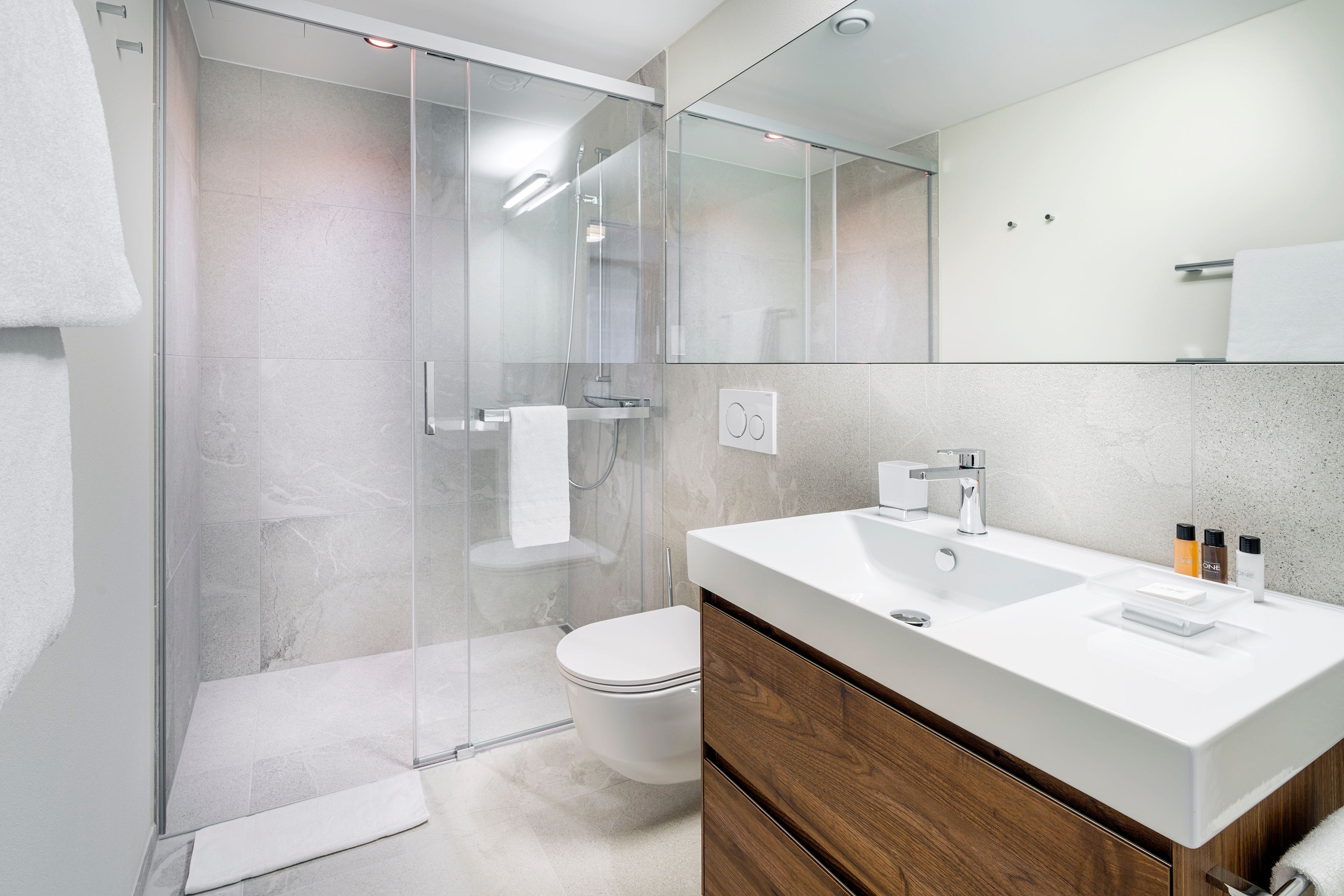 studio_apartment_bath_papieri_citystay