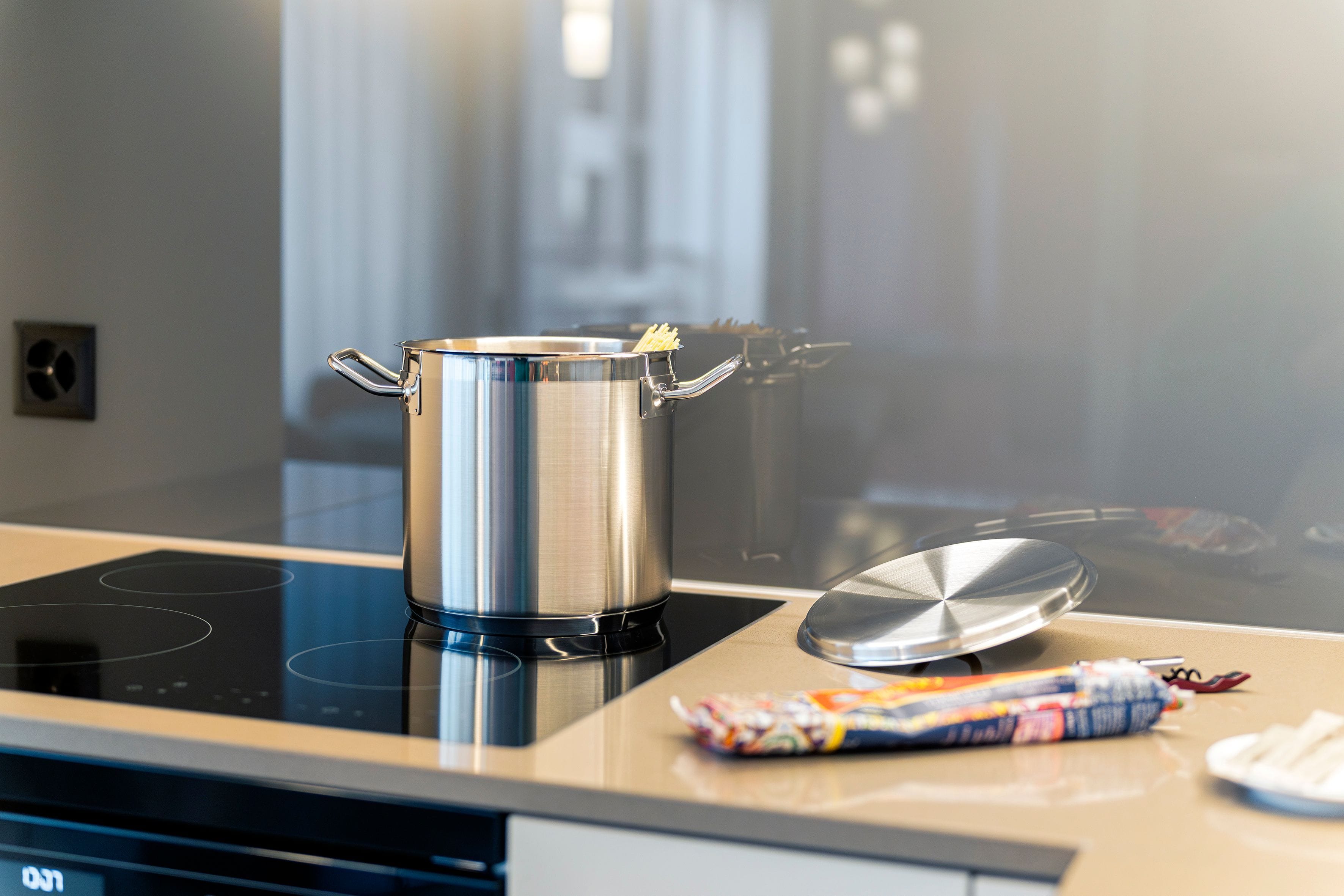 2_zimmer_apartment_kitchen_papieri_citystay